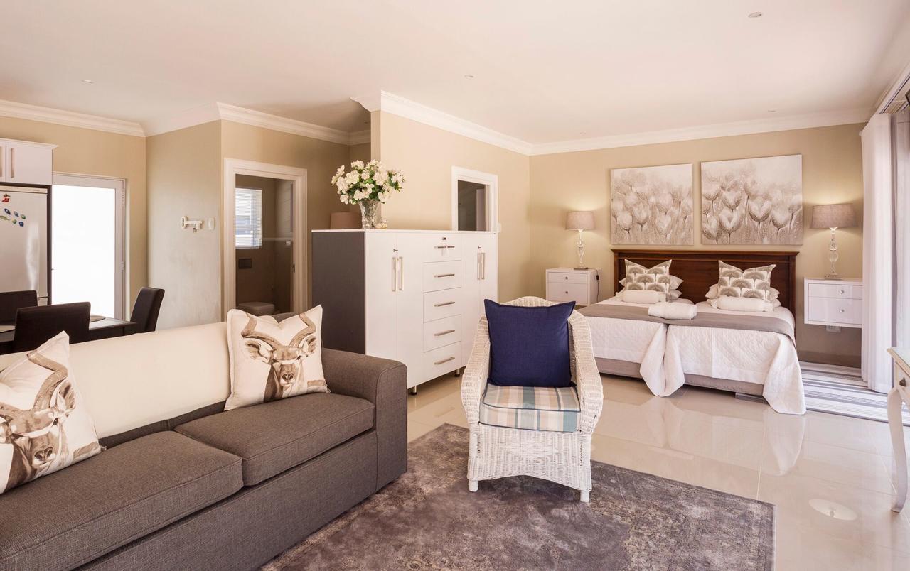 The Studio Apartment Port Elizabeth Luaran gambar